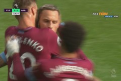 英超黑店中卫3200万欧元拒续约，利物浦、热刺、纽卡竞相抢购！